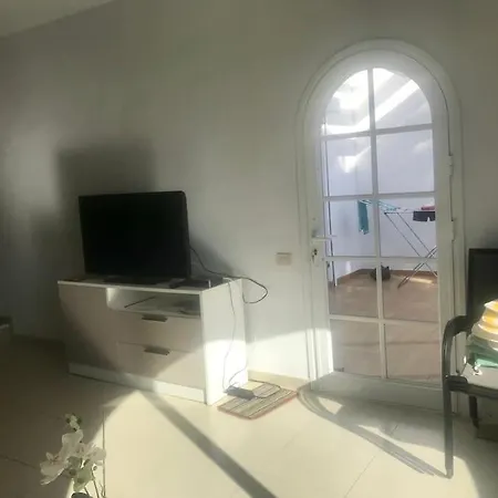 3 Pieces Piscine A 3 Min De La Apartment *